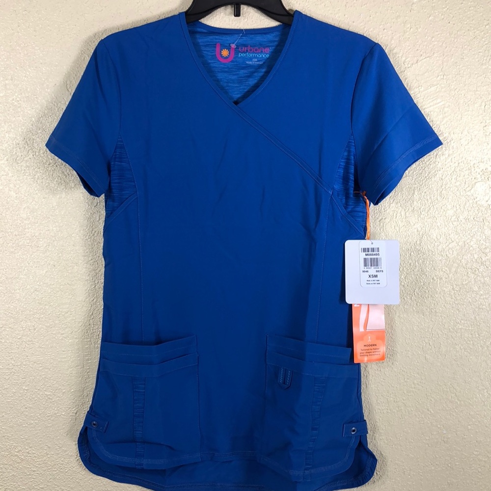 Urbane Performance Nurse Scrub Top Blouse Blue NWT XS M Pullover V-neck Pockets